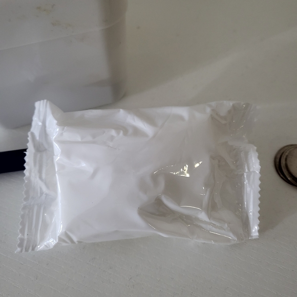 Crafted Batik Wet Wipes Canister - Picture 3 of 4